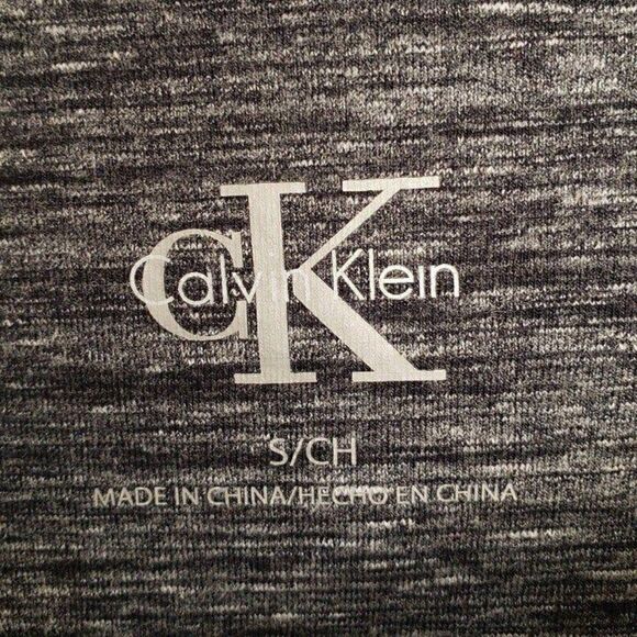 Women's Cropped Leggings Capri Cut Out Yoga Pants Small NWOT - Picture 6 of 8